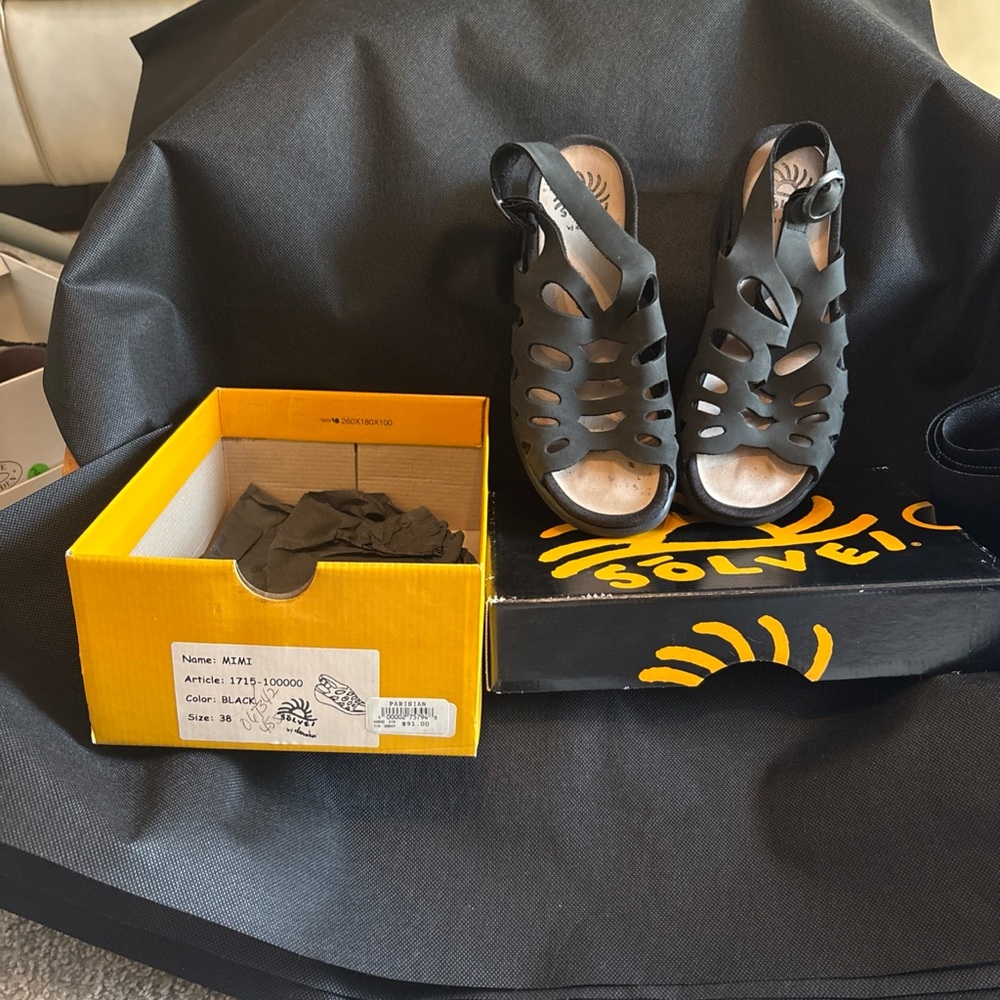 Dansko Black Cutout Leather Platform Sandals